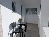 Izdavanje, jednosoban stan, 40m², Dumidran, Tivat - image 8