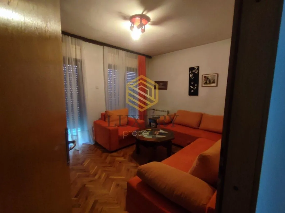 Rent, house, 200m², Zagorič, Podgorica