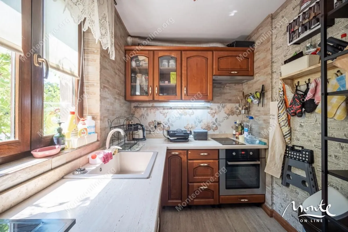 Prodaja, kuća, 130m², Tivat, Crna Gora