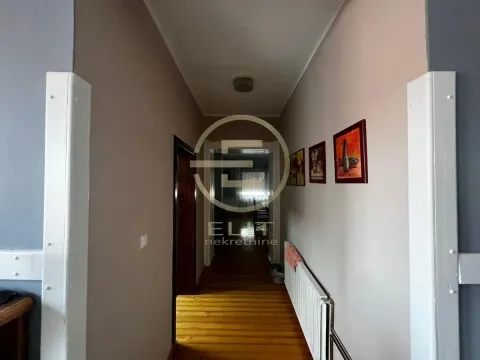 Prodaja, kuća, 190m², Centar, Topola - image 8