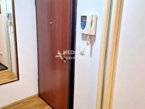 Rent, four bedroom apartment, 105m², Crveni Krst, Beograd - image 19