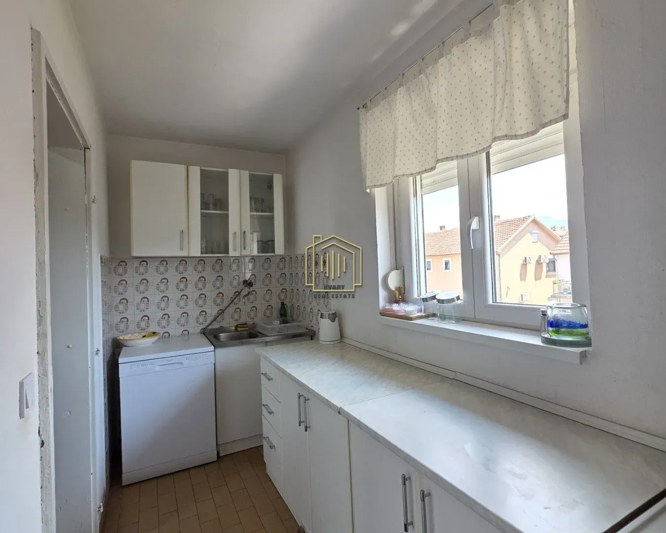 Rent, three bedroom apartment, 100m², Stari Aerodrom, Podgorica