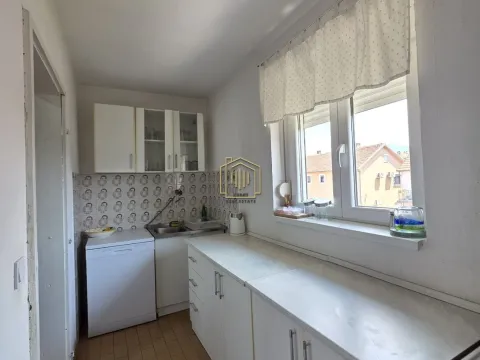 Rent, three bedroom apartment, 100m², Stari Aerodrom, Podgorica - image 5