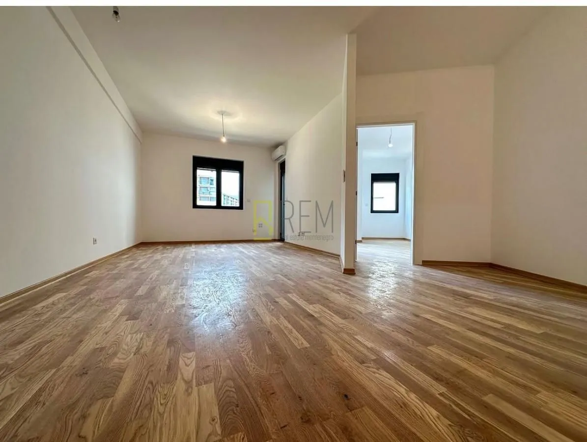 Prodaja, jednosoban stan, 58m², City Kej, Podgorica