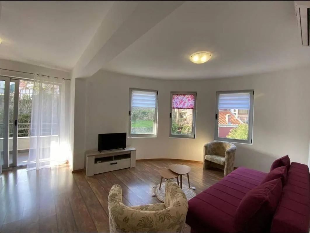 Sale, one bedroom apartment, 49m², Bečići, Budva