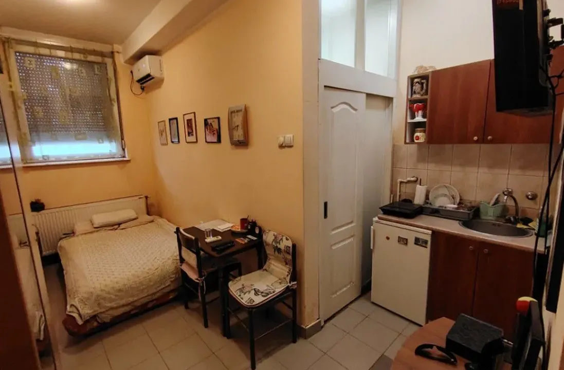 Stan-na-dan, garsonjera, 22m², Sajmište, Novi Sad