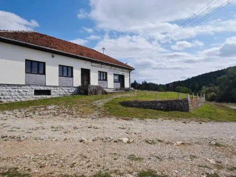 Sale, office space, 267m², Nova Varoš, Srbija - image 6