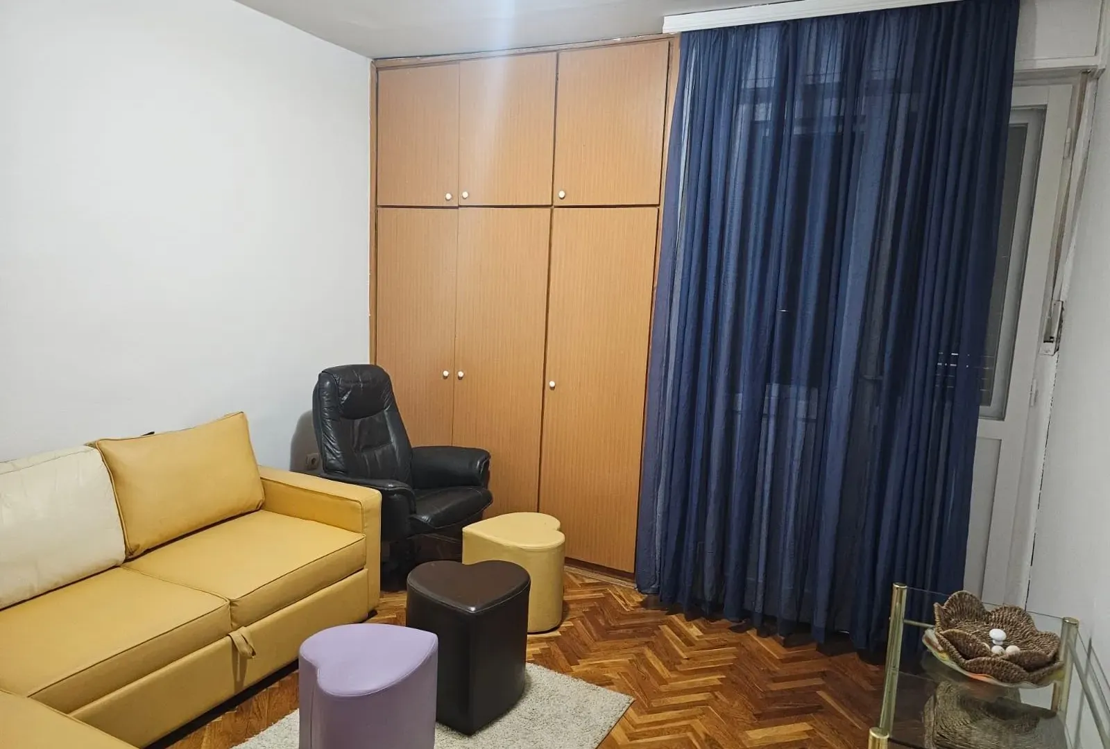 Izdavanje, dvosoban stan, 72m², Tuški Put, Podgorica