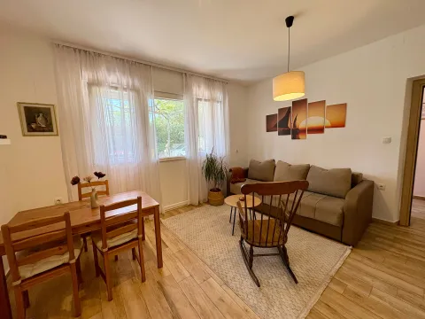 Rent, one bedroom apartment, 50m², Kalimanj, Tivat - image 6