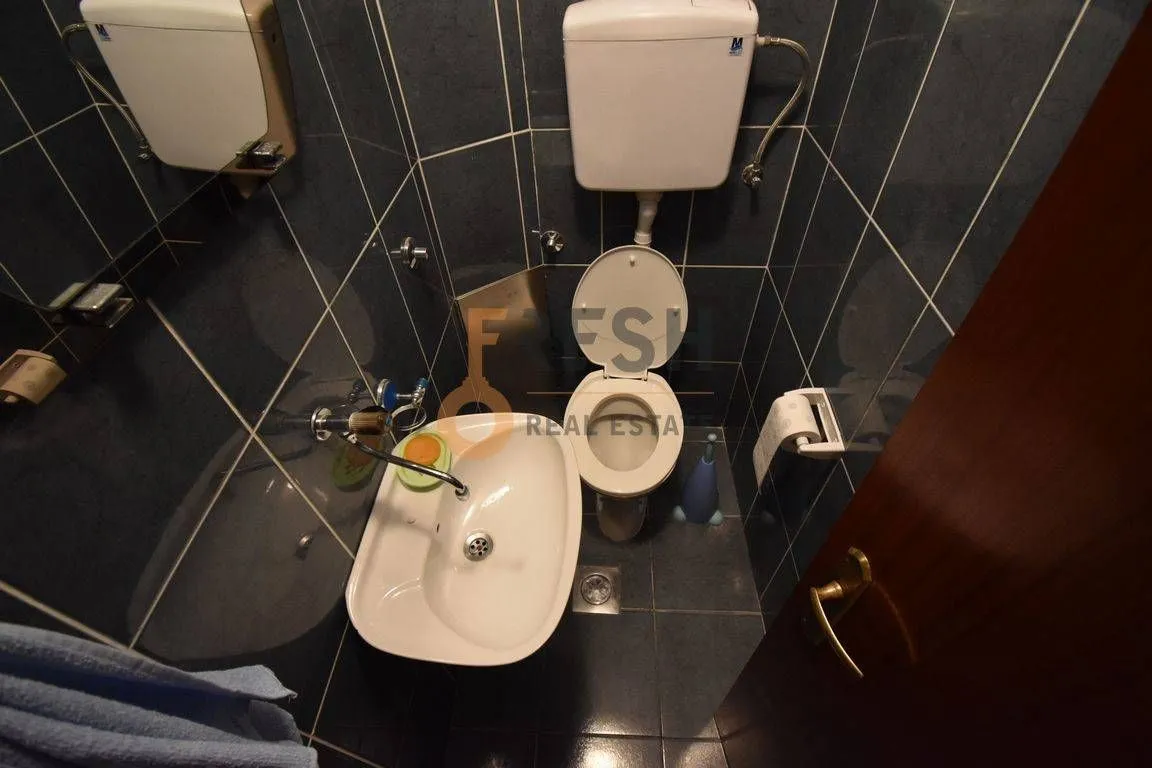Sale, office space, 794m², Rogami, Podgorica
