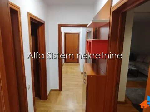 Izdavanje, četvorosoban stan, 120m², Kalenić Pijaca, Vračar Sve Podlokacije - image 20