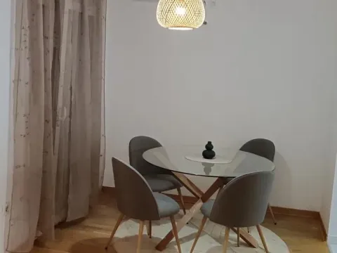 Izdavanje, jednosoban stan, 47m², Nova Dalmatinska, Podgorica - image 3