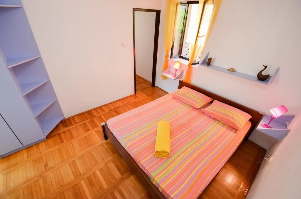 Sale, house, 240m², Kotor, Crna Gora