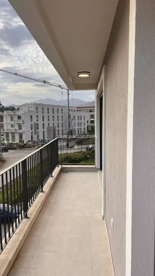 Prodaja, dvosoban stan, 72m², Tivat, Crna Gora