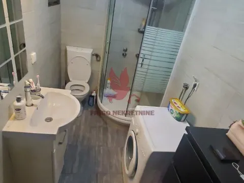 Sale, four bedroom apartment, 100m², Savski Venac, Beograd - image 13