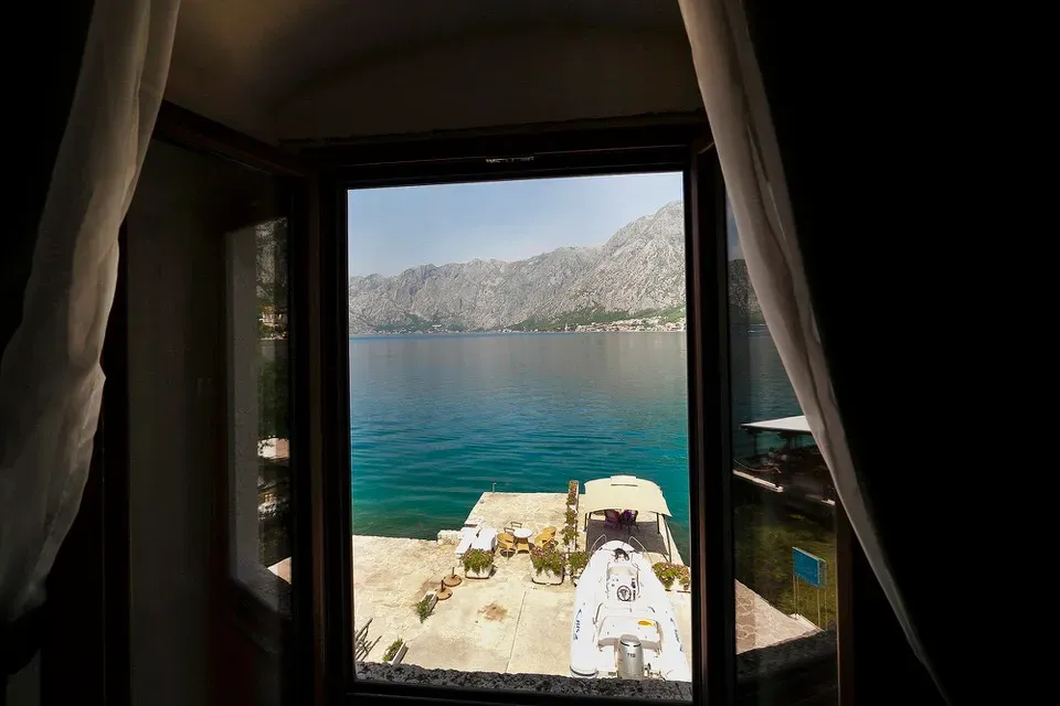 Prodaja, kuća, 450m², Prčanj, Kotor