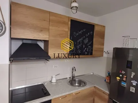 Izdavanje, jednosoban stan, 50m², City Kvart, Podgorica - image 6