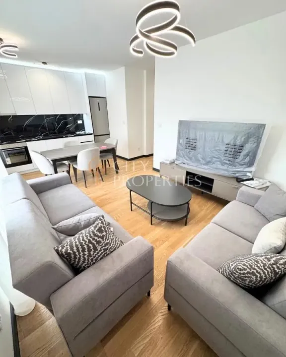Izdavanje, dvosoban stan, 57m², Gorica C, Podgorica