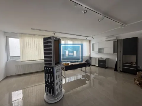 Rent, office space, 194m², Industrijska zona, Jagodina - image 17