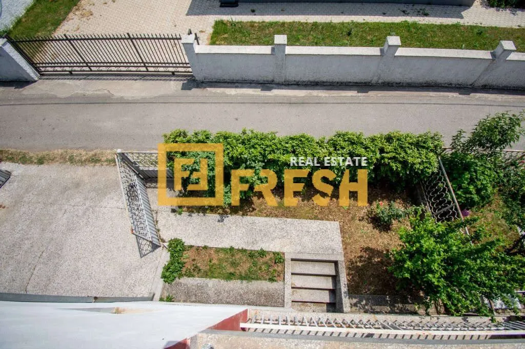 Rent, house, 214m², Tološi, Podgorica