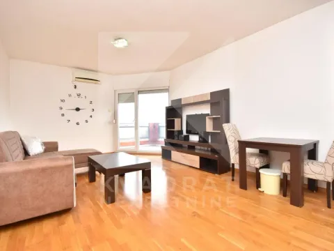 Rent, one bedroom apartment, 52m², Tuški Put, Podgorica - image 2
