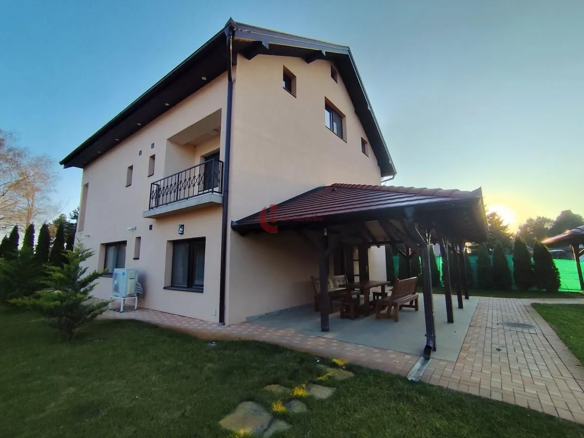 Prodaja, kuća, 340m², Palić, Subotica