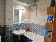 Prodaja, trosoban stan, 70m², Borča 1, Borča Sve Podlokacije - image 9