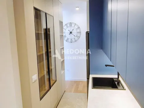 Izdavanje, trosoban stan, 60m², Lion, Zvezdara Sve Podlokacije - image 11