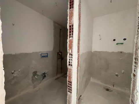 Sale, two bedroom apartment, 71m², Stari Aerodrom, Podgorica - image 5