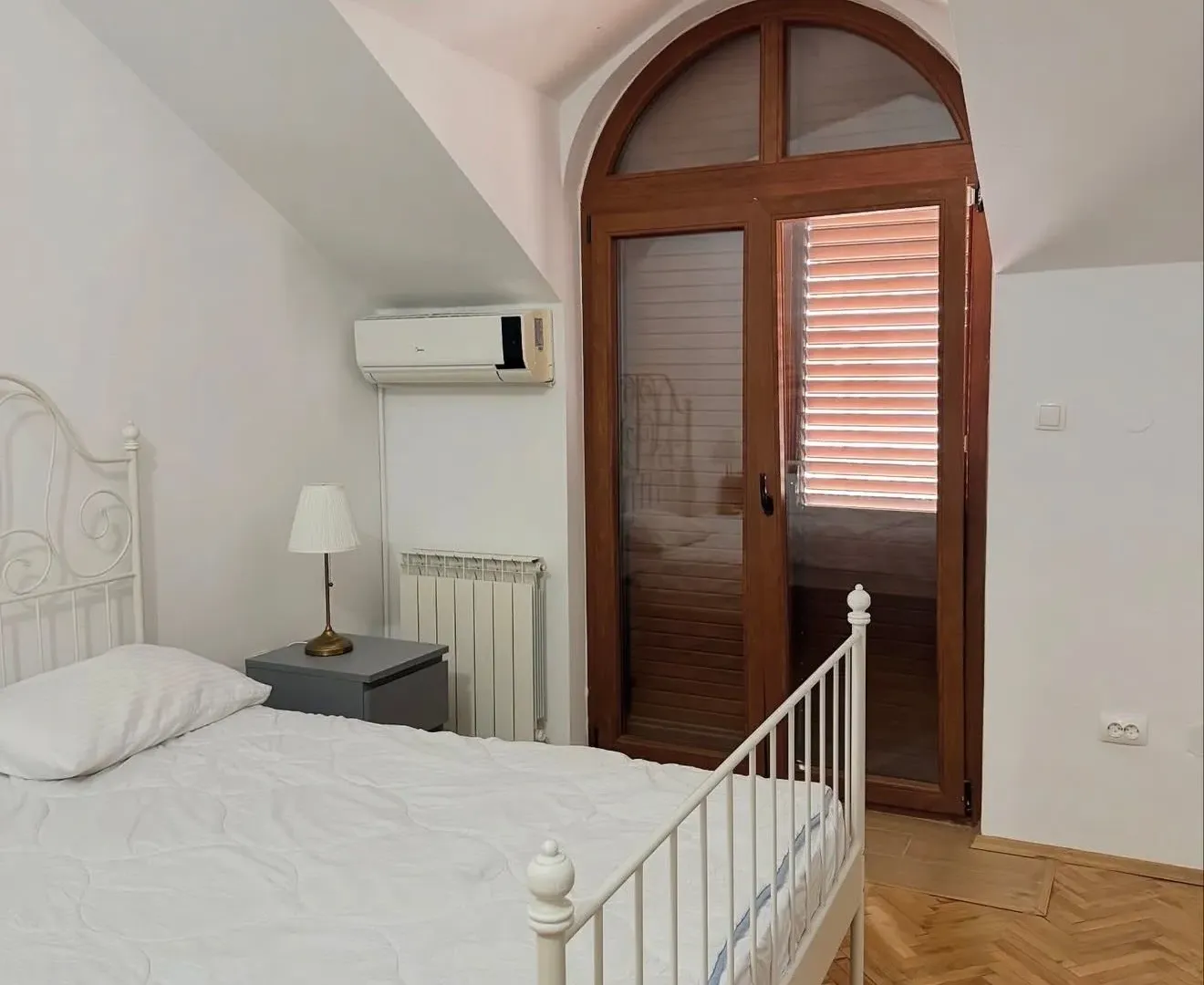 Rent, apartment, 300m², Gorica C, Podgorica