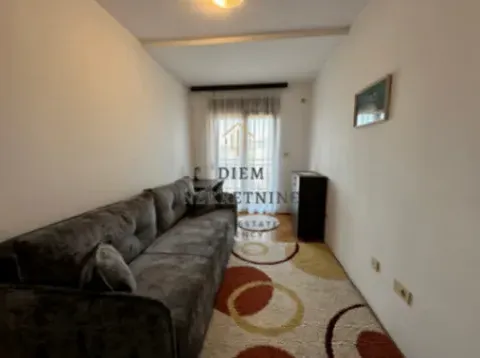 Izdavanje, dvosoban stan, 72m², Stari Aerodrom, Podgorica - image 6