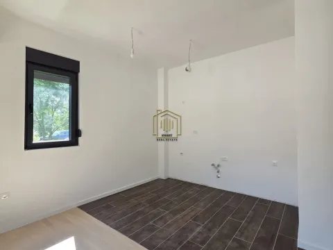 Rent, one bedroom apartment, 44m², Tološi, Podgorica - image 6