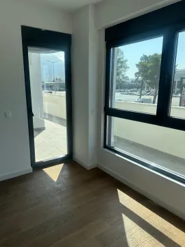 Prodaja, jednosoban stan, 45m², Centar, Bar - image 10