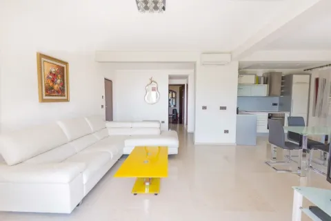 Prodaja, trosoban stan, 88m², Petrovac, Budva - image 7