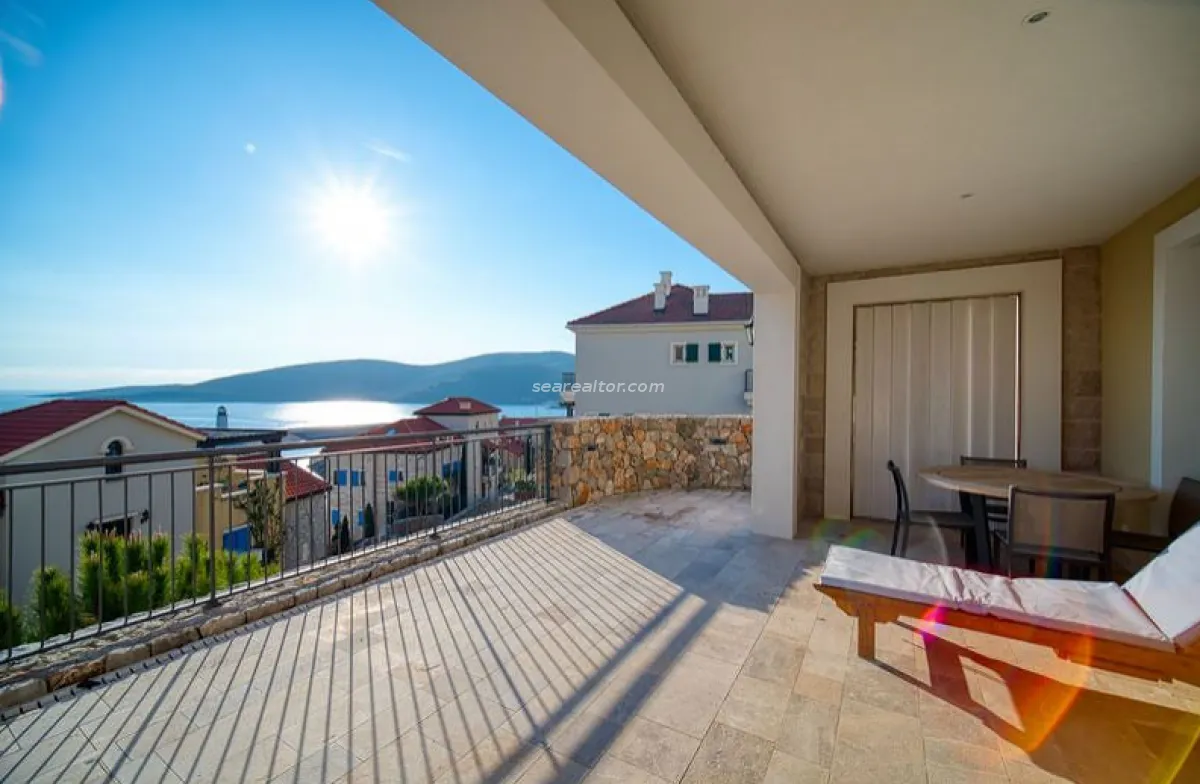 Prodaja, dvosoban stan, 79m², Luštica Bay, Tivat