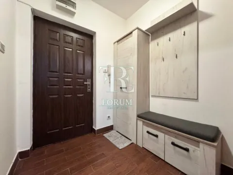 Izdavanje, jednosoban stan, 40m², Obala Morače, Podgorica - image 2