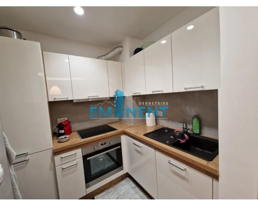 Rent, two bedroom apartment, 49m², Novi Beograd Blok 65, Novi Beograd Sve Podlokacije