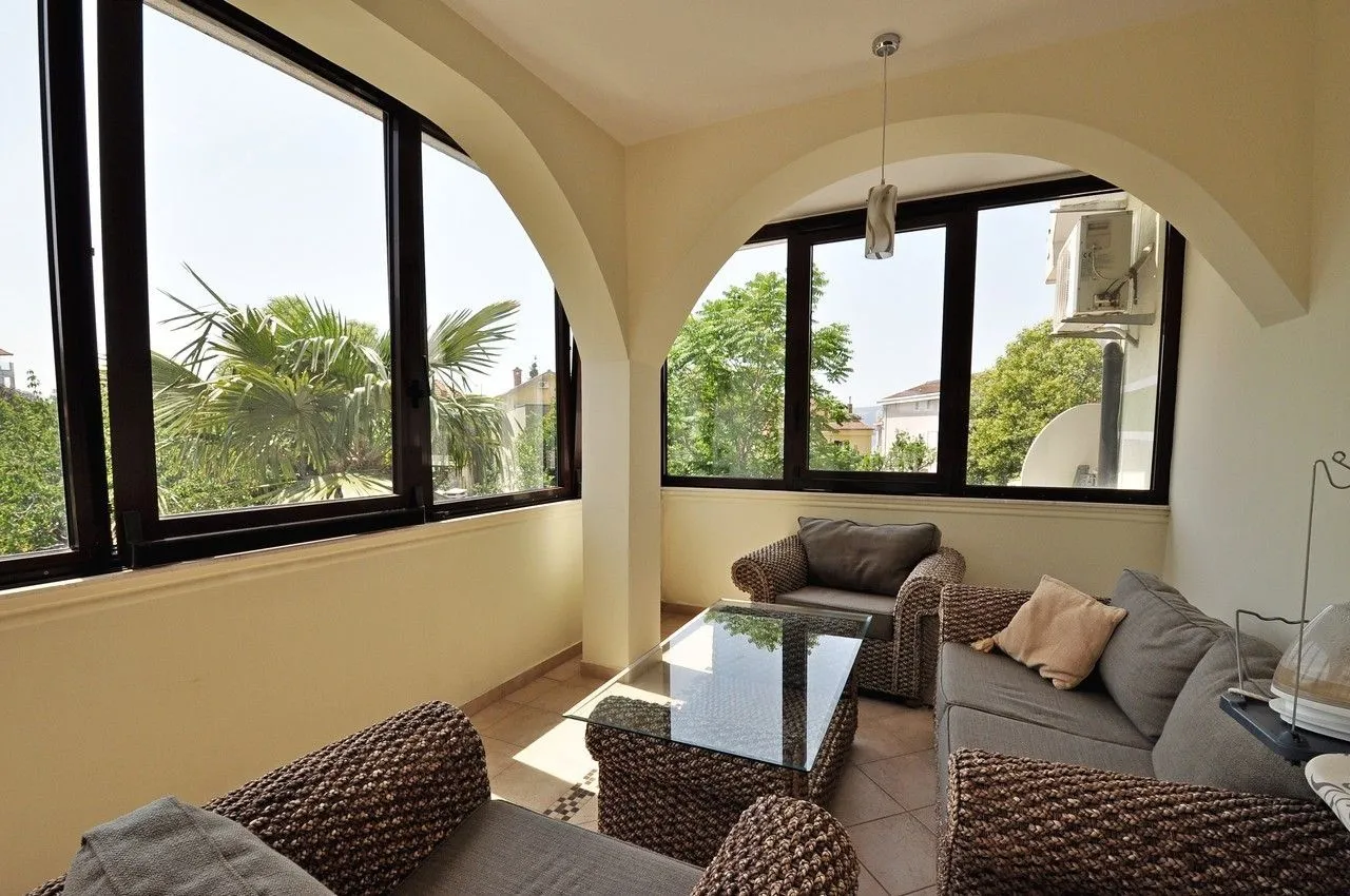 Prodaja, kuća, 222m², Donja Lastva, Tivat