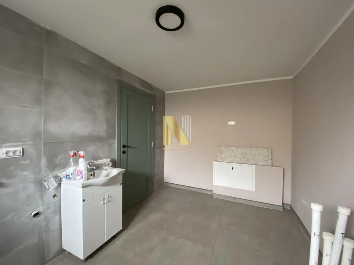 Prodaja, kuća, 260m², Veternik, Novi Sad Sve Podlokacije