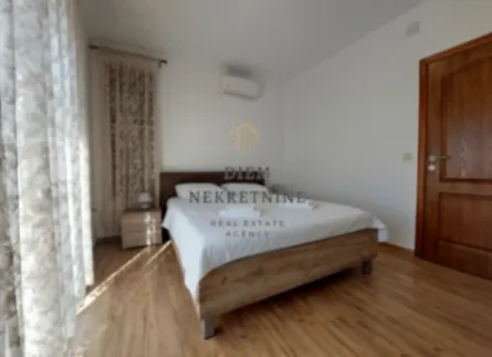 Izdavanje, kuća, 180m², Pržice, Kotor - image 5