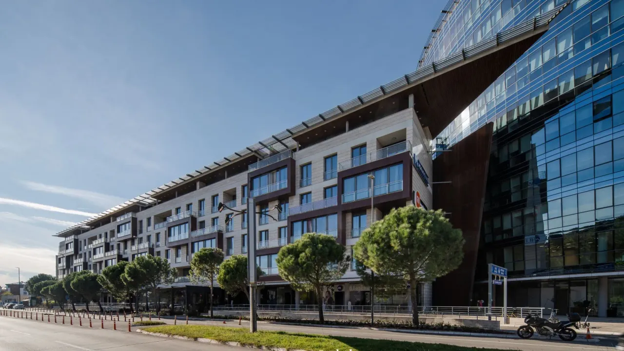 Rent, two bedroom apartment, 94m², Kod Capital Plaze, Podgorica