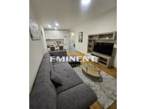Izdavanje, stan, 55m², Đeram Pijaca, Beograd - image 1