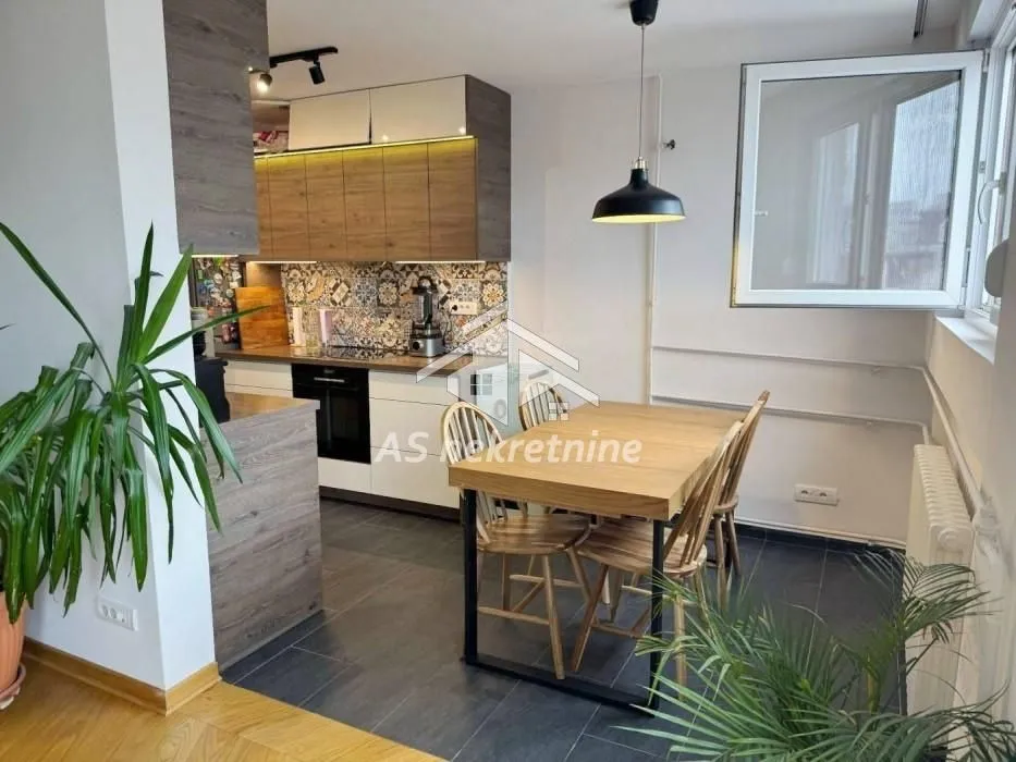 Rent, three bedroom apartment, 75m², Vračar Hram, Vračar Sve Podlokacije