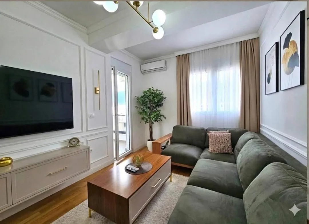 Prodaja, jednosoban stan, 48m², Centar, Bar