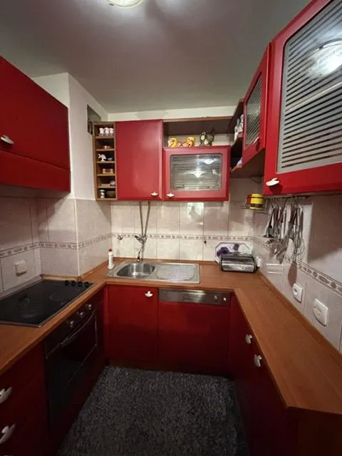 Prodaja, jednosoban stan, 44m², Stari Aerodrom, Podgorica