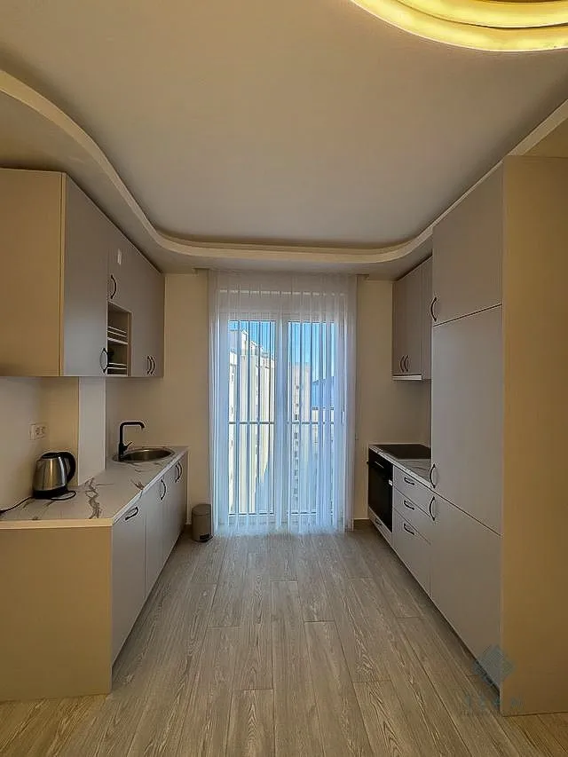 Sale, studio apartment, 75m², Bečići, Budva