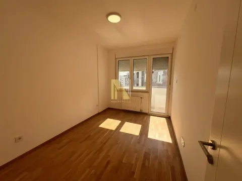 Prodaja, trosoban stan, 64m², Avijatičarsko naselje, Novi Sad Sve Podlokacije - image 5