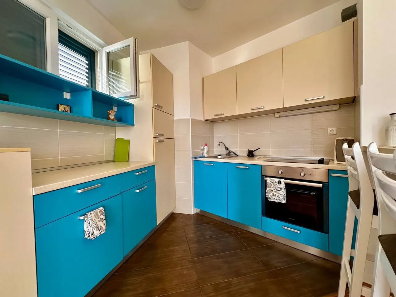 Sale, two bedroom apartment, 59m², Bečići, Budva