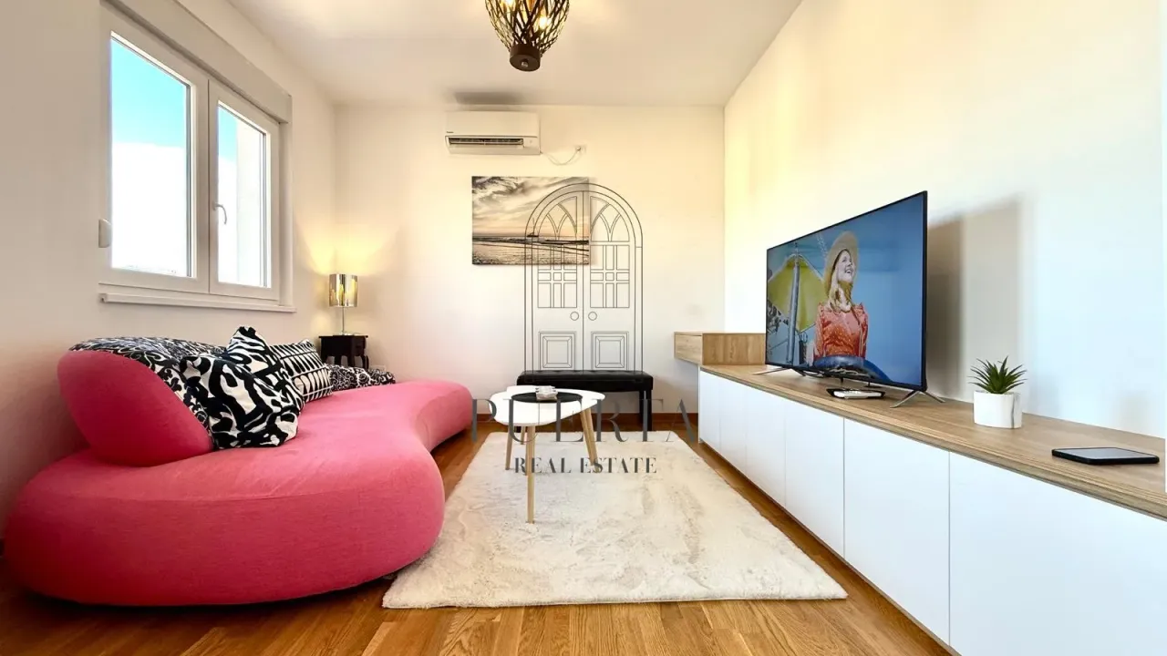 Rent, one bedroom apartment, 49m², City Kej, Podgorica