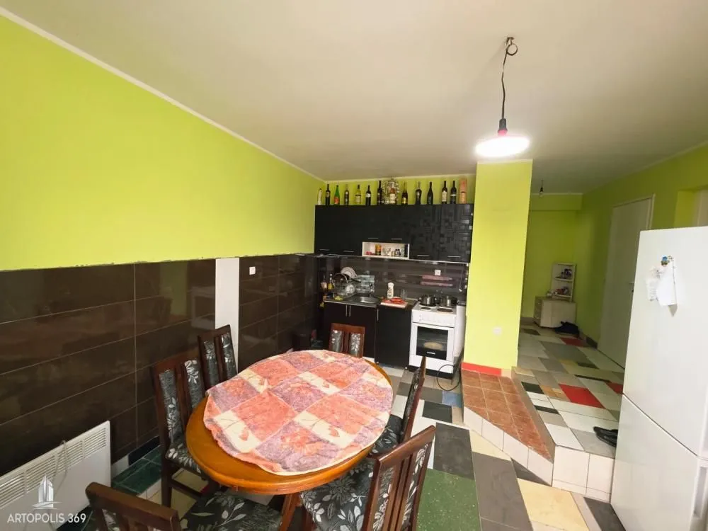 Sale, house, 330m², Boleč, Grocka